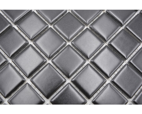 Prim-plan cu plăci de mozaic pătrate