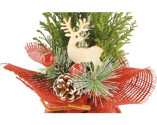 Ornament decorativ de Crăciun cu con de pin și căprioară din lemn