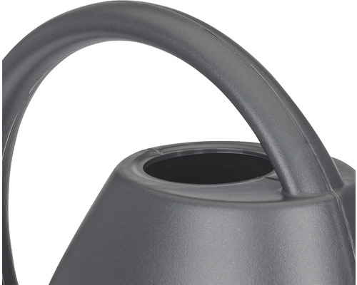 Prim-plan cu o stropitoare cu mâner