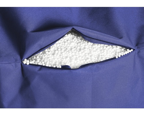 Prim-plan cu un sac de șezut cu fermoar și umplutură