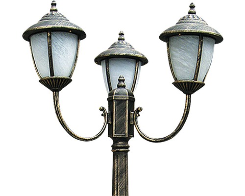 Corp de iluminat exterior cu trei brațe
