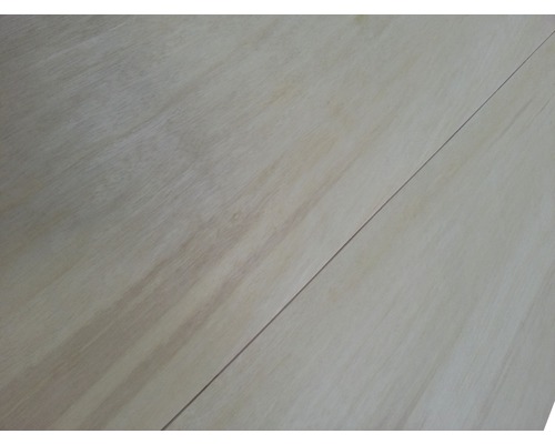 Placă de lemn cu structură furniruită