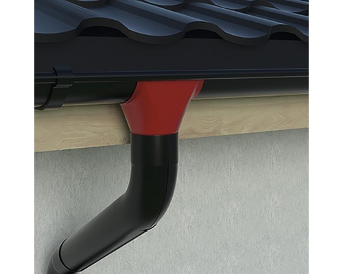 Cot de scurgere a jgheabului pe un acoperiș cu țigle