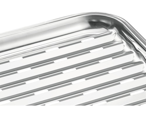 Prim-plan cu grătar din inox