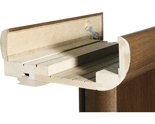 Secțiune transversală a unui toc de ușă din lemn