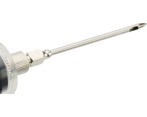 Seringă cu canulă metalică