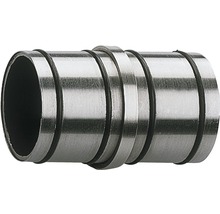 Conector metalic pentru țevi cu inele de etanșare