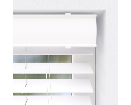 Jaluzele albe pentru decorarea ferestrelor și protecție solară