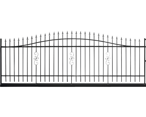 Poartă culisantă metalică cu decorațiuni