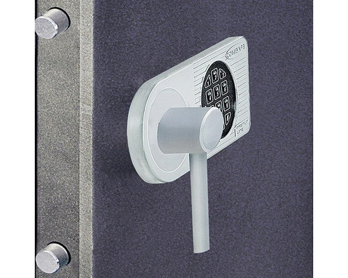 Prim-plan cu un seif cu închidere electronică și mâner