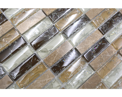 Mozaic din sticlă și piatră naturală