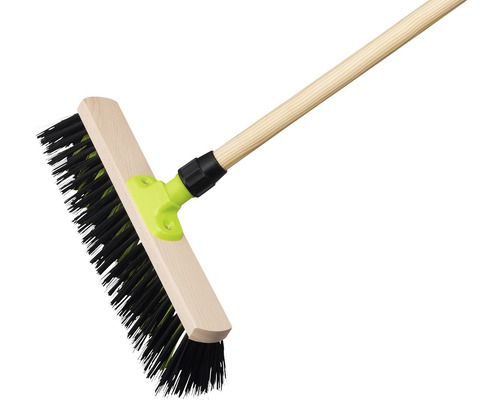 Mătură cu coadă de lemn și peri negri