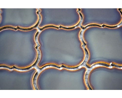 Prim-plan cu plăci de mozaic în stil oriental