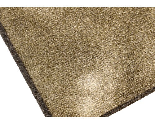 Covor din fibre textile