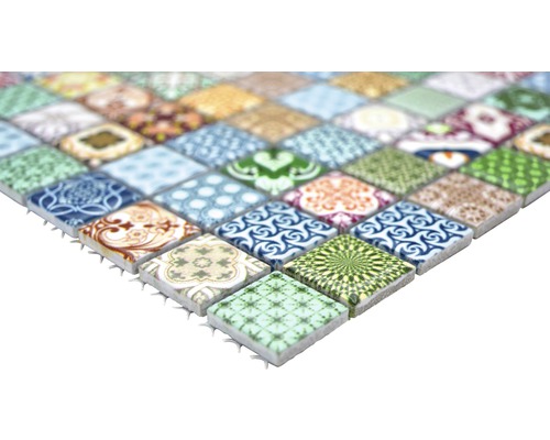 Plăci de mozaic cu modele diferite