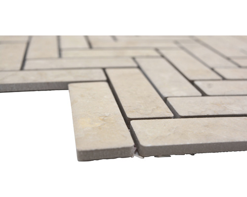 Plăci de mozaic în model herringbone