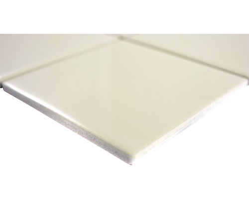 Prim-plan cu plăci ceramice