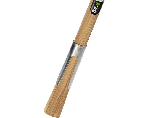 Vizualizare detaliată a unui mâner de lemn cu manșon metalic