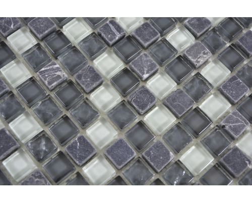 Mozaic din sticlă și piatră