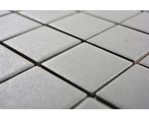 Prim-plan cu plăci de mozaic