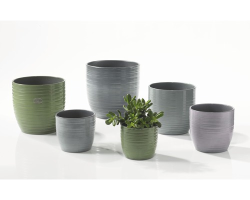 Ghioane de flori ceramice în diferite culori și dimensiuni