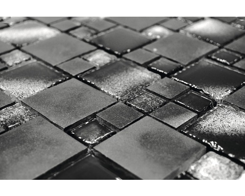 Prim-plan cu plăci de mozaic cu forme pătrate