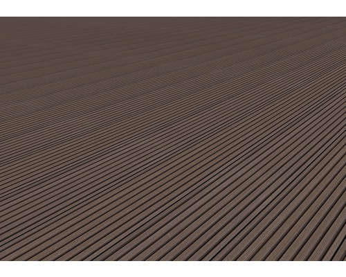 Plăci de terasă din lemn sau WPC prezentate general.