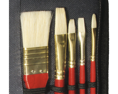 Cinci pensule cu peri în linie
