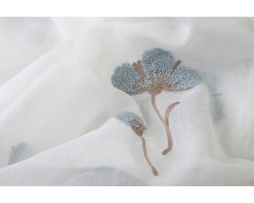 Perdea cu broderie florală
