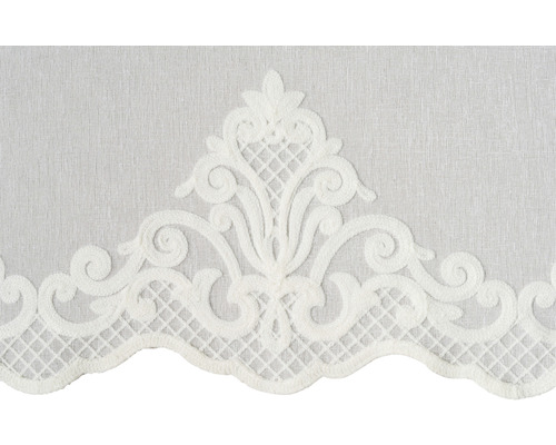 Perdea cu model floral din dantelă