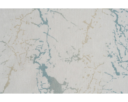 Prim-plan cu un covor cu model abstract