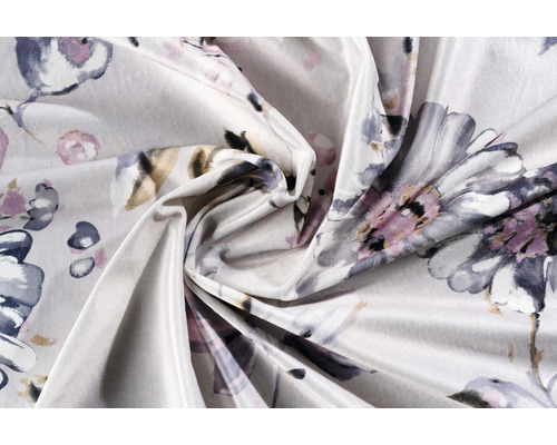 Material textil cu model floral
