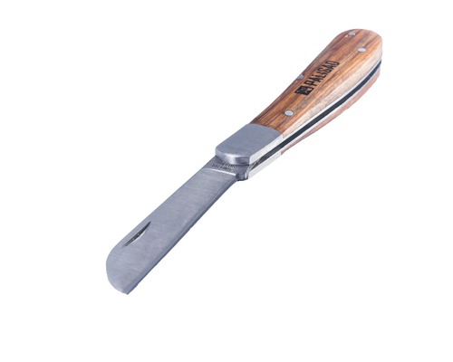 Cuțit de altoit cu mâner din lemn și lamă metalică