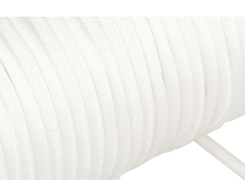 Prim-plan cu paracord alb