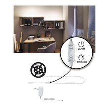 Bandă LED cu funcție de dimmer într-un mediu de birou