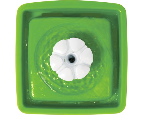 Fântână de băut pentru animale de companie cu pompă într-un vas verde