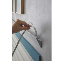 Aplicarea unei benzi LED pe o șipcă de perete