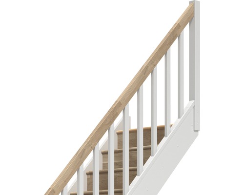 Scară cu balustradă din lemn și stâlpi de balustradă albi