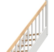 Scară cu balustradă din lemn și stâlpi de balustradă albi