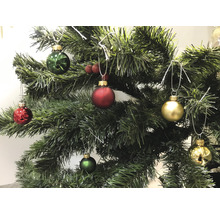 Brad cu globuri de Crăciun