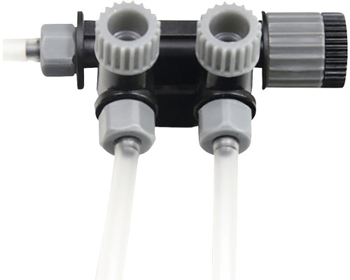 Distribuitor acvariu cu supape de reglare și furtunuri