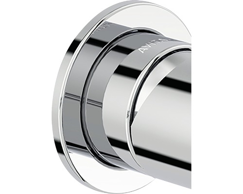 Vizualizare detaliată a unui mâner rotund de robinet metalic