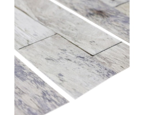 Mai multe plăci de podea din vinil cu aspect de lemn