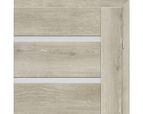 Imagine detaliată a unei uși interioare cu aspect de lemn și inserții de lumină