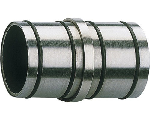 Conector de țeavă metalică cu inele de etanșare pentru instalații sanitare