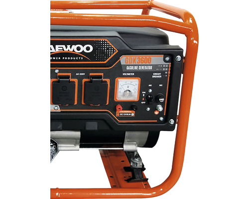 Generator Daewoo cu două conexiuni de 230 volți, voltmetru și întrerupător de circuit