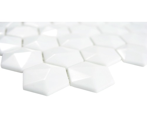 Faianță mozaic albă cu model hexagonal