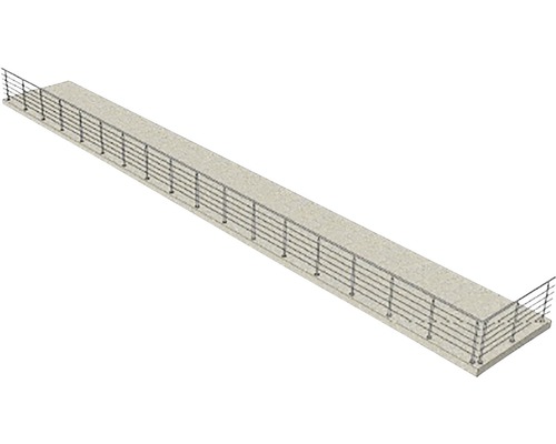 Pod lung de beton cu balustradă metalică