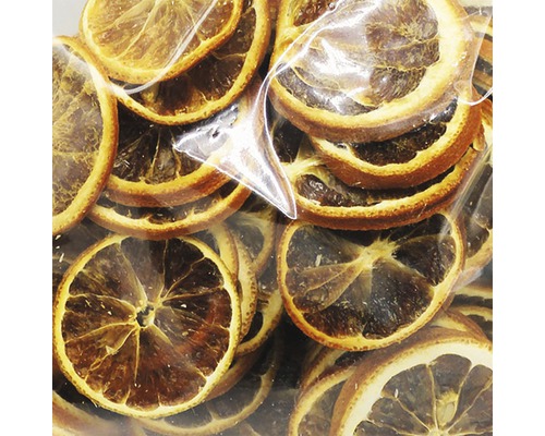 Felii de portocale uscate într-un ambalaj transparent