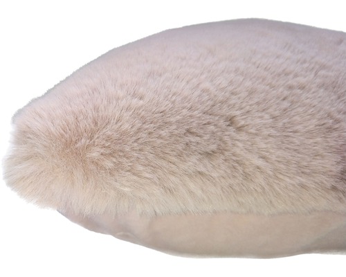 Pernă decorativă cu textură de blană